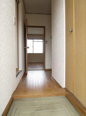 エステートピア山崎Aの物件内観写真